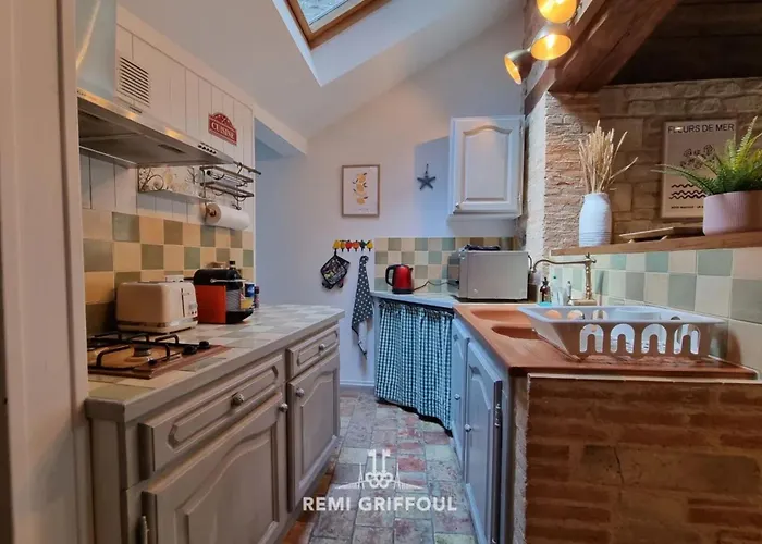 La Terrasse De Sacha House With Terrace & Fireplace 4 Guests