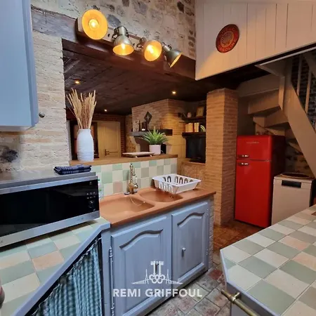 بيت للعطل La Terrasse De Sacha House With Terrace & Fireplace 4 Guests