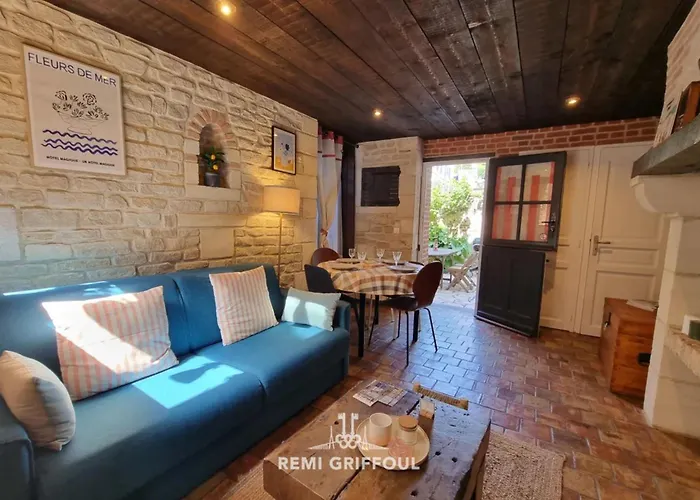 בית נופש La Terrasse De Sacha House With Terrace & Fireplace 4 Guests *